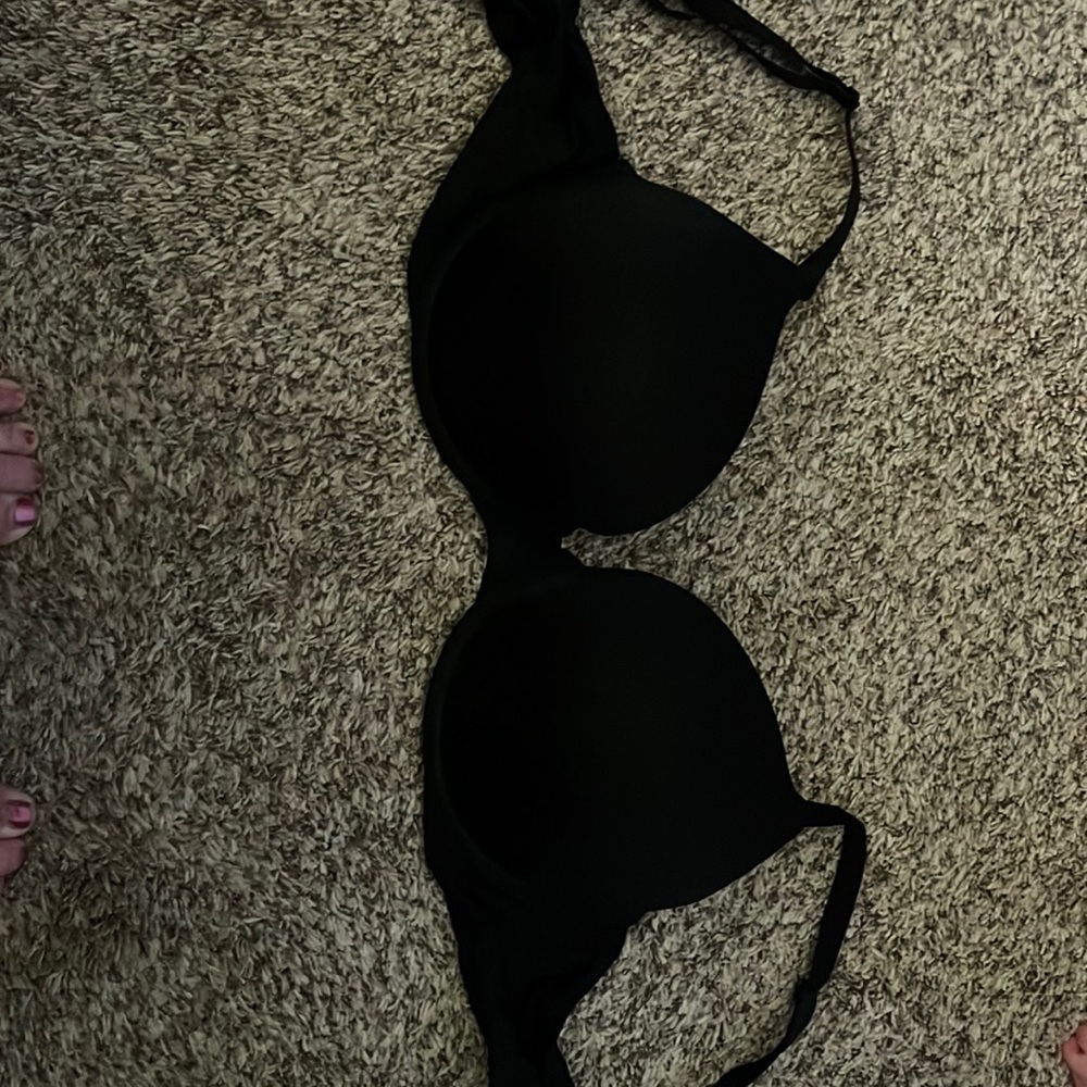 Victoria Secret women’s bra